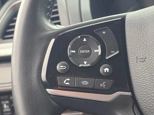 Used 2018 White Honda EX-L image 27