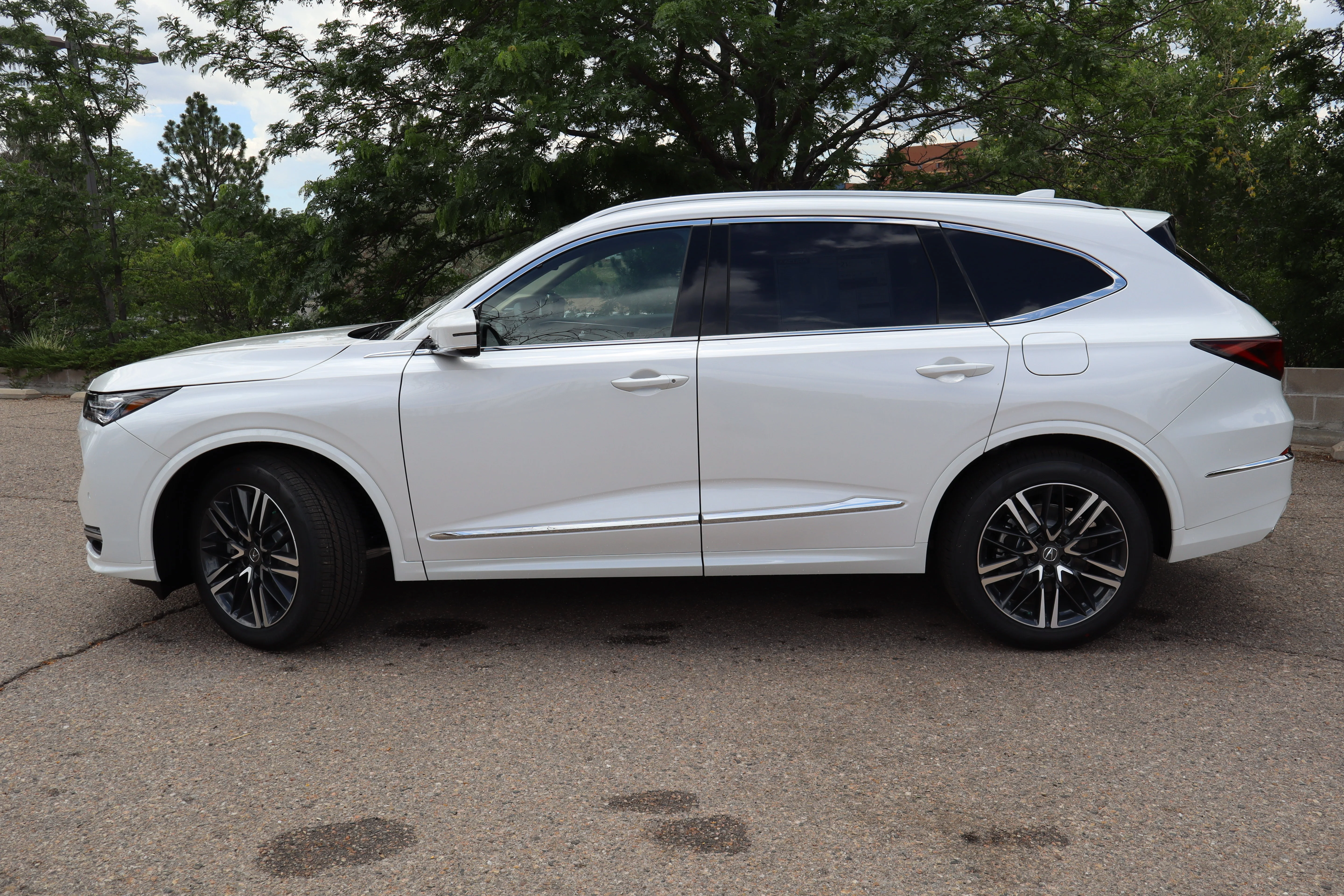 New 2026 Platinum White Pearl Acura w/Advance Package image 3