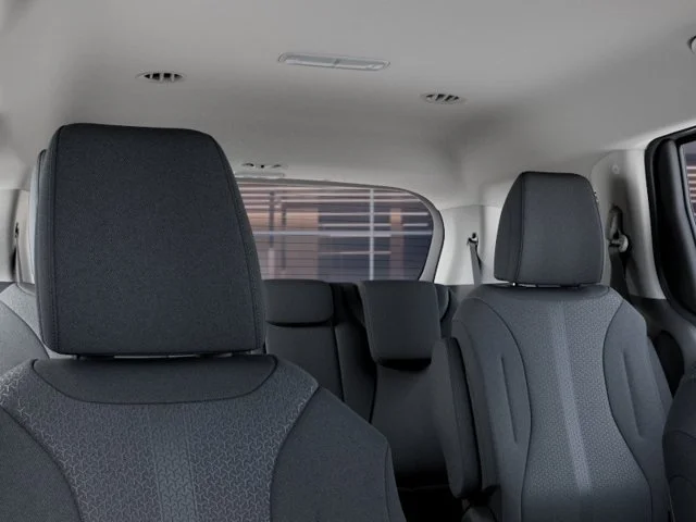 New 2027 White Kia LX image 27