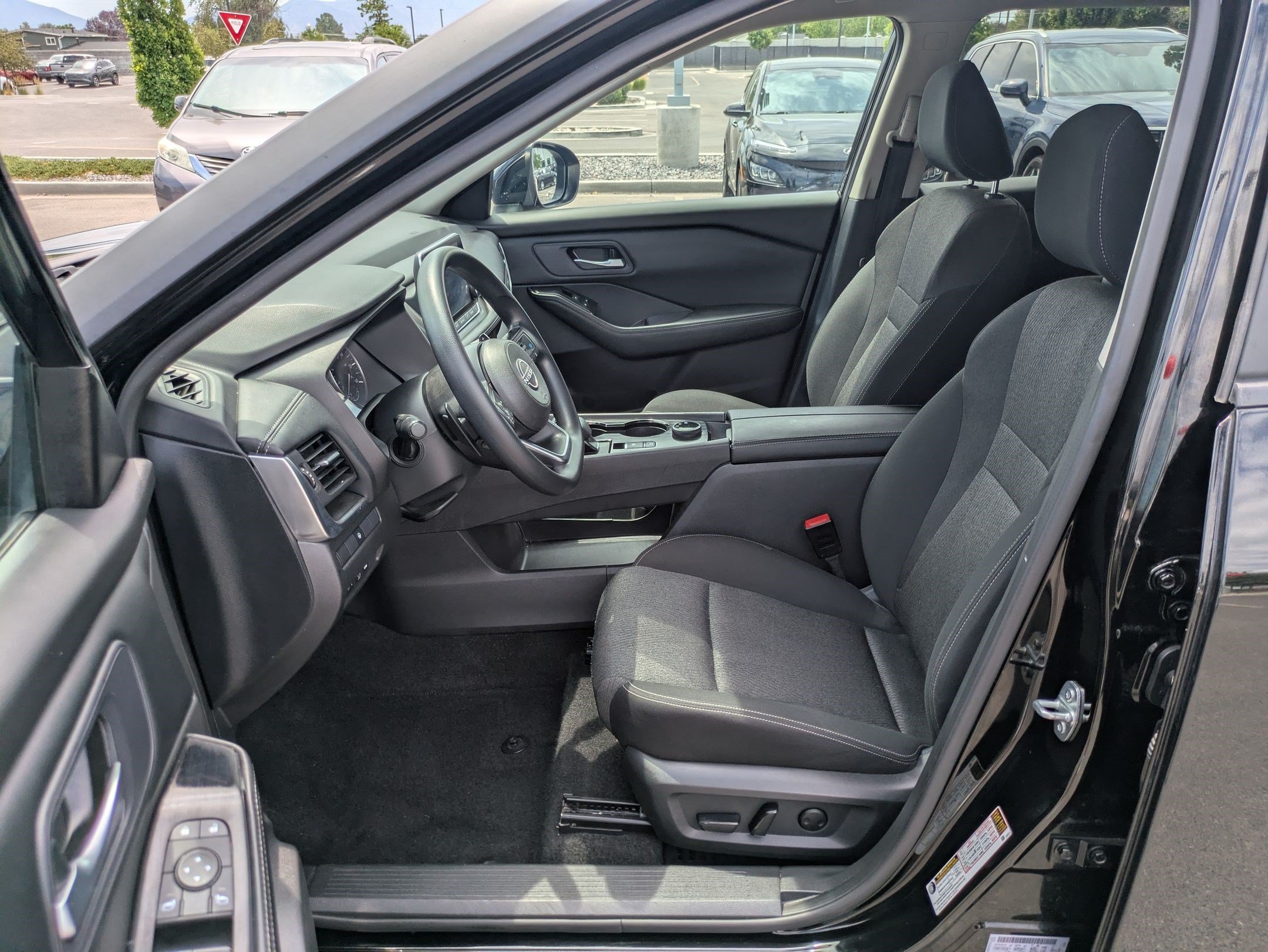 Used 2024 Super Black Nissan SV image 15