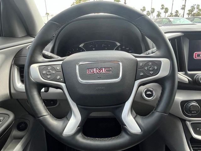 Used 2023 White GMC SLT image 14