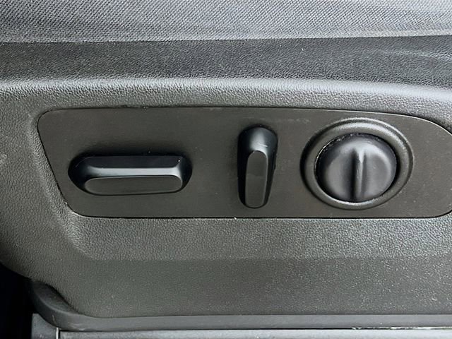 2019 Chevrolet Silverado 1500 RST - Photo 11