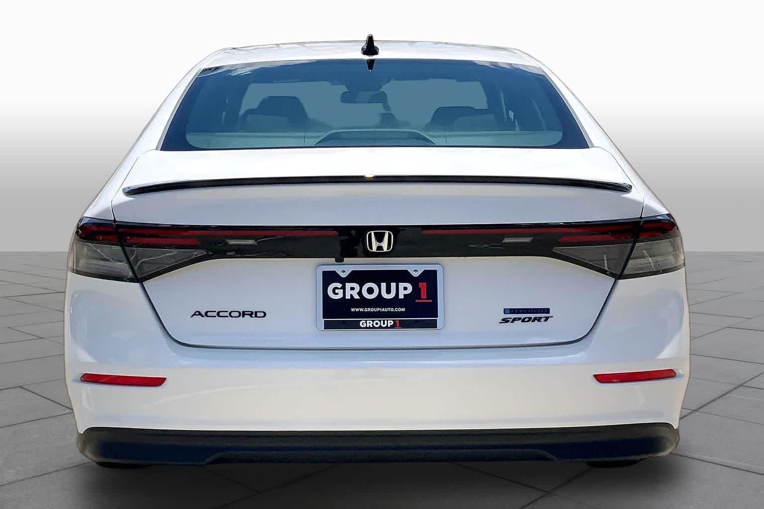 New 2026 Platinum White Pearl Honda Sport Hybrid image 4