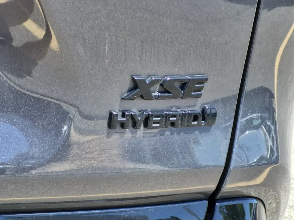 Used 2023 Magnetic Gray Metallic/Midnight Black Metallic Toyota Hybrid XSE image 17