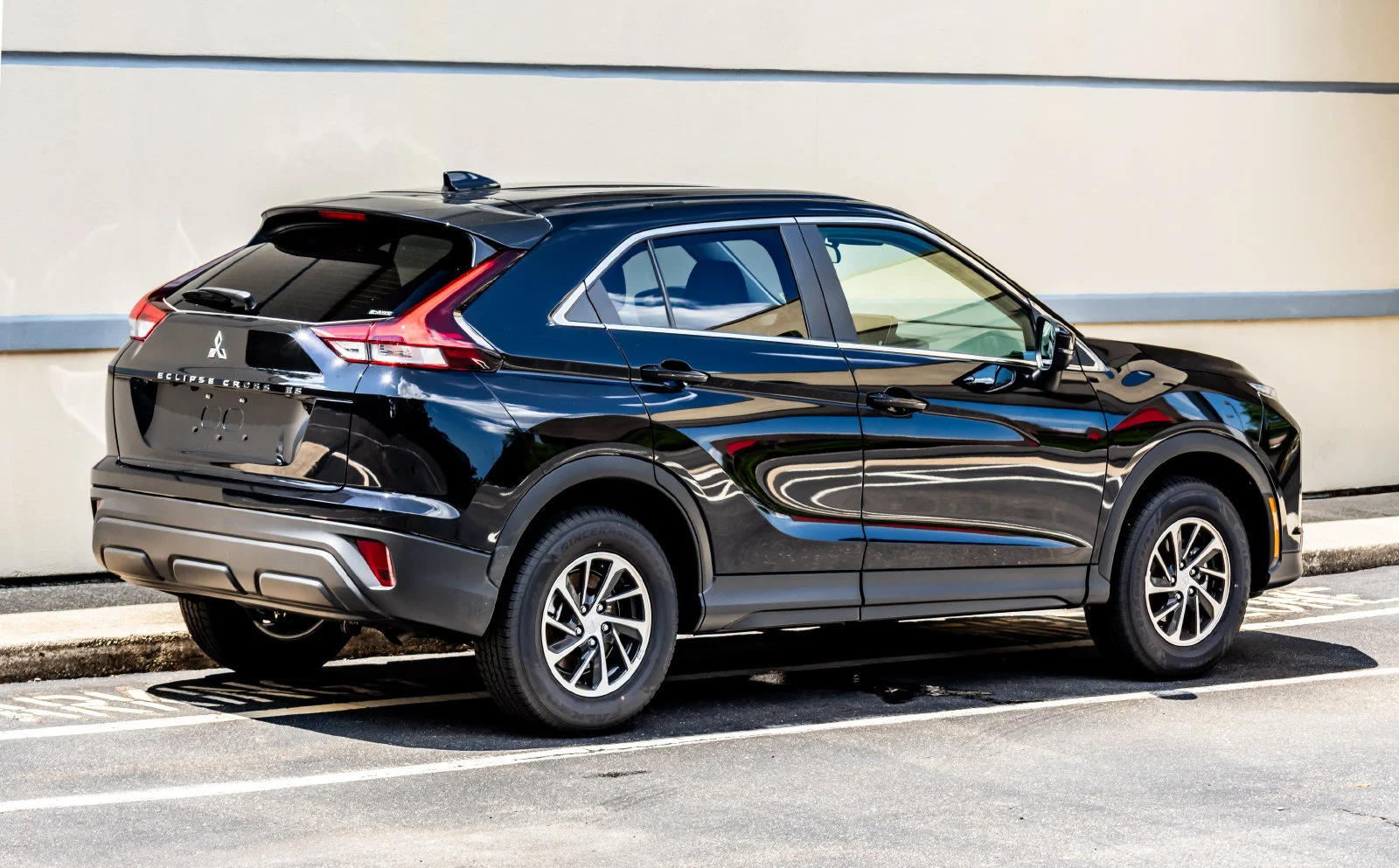 New 2026 Black Mitsubishi ES 1.5T S-AWC image 9