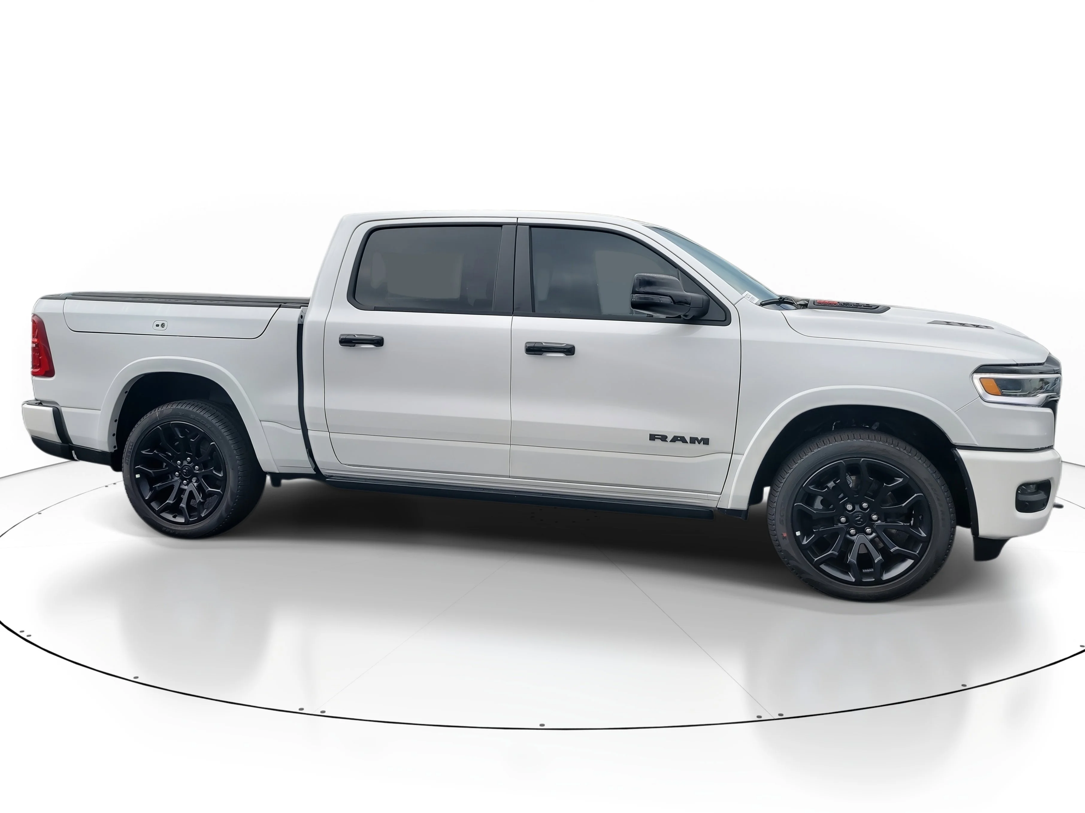 New 2026 Ivory White Tri-Coat Pearlcoat Ram Limited image 5