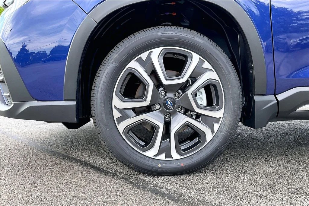 New 2026 SAPPHIRE BLUE PEARL Subaru Limited 7-Passenger image 15