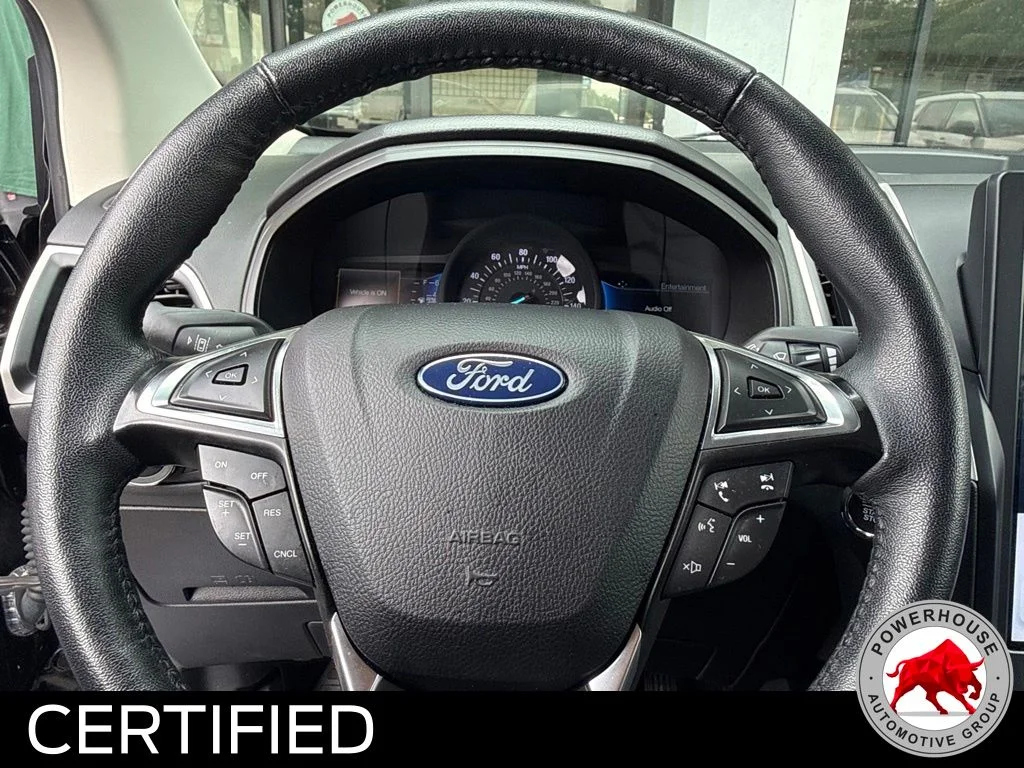 Used 2024 Black Ford SEL image 12