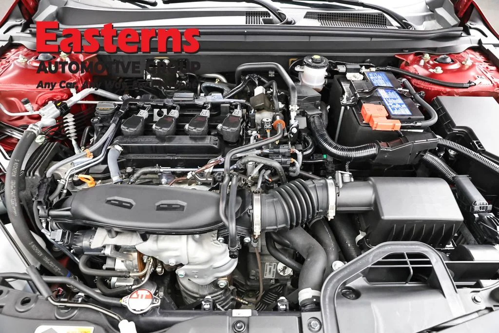 Used 2025 Red Honda SE image 7