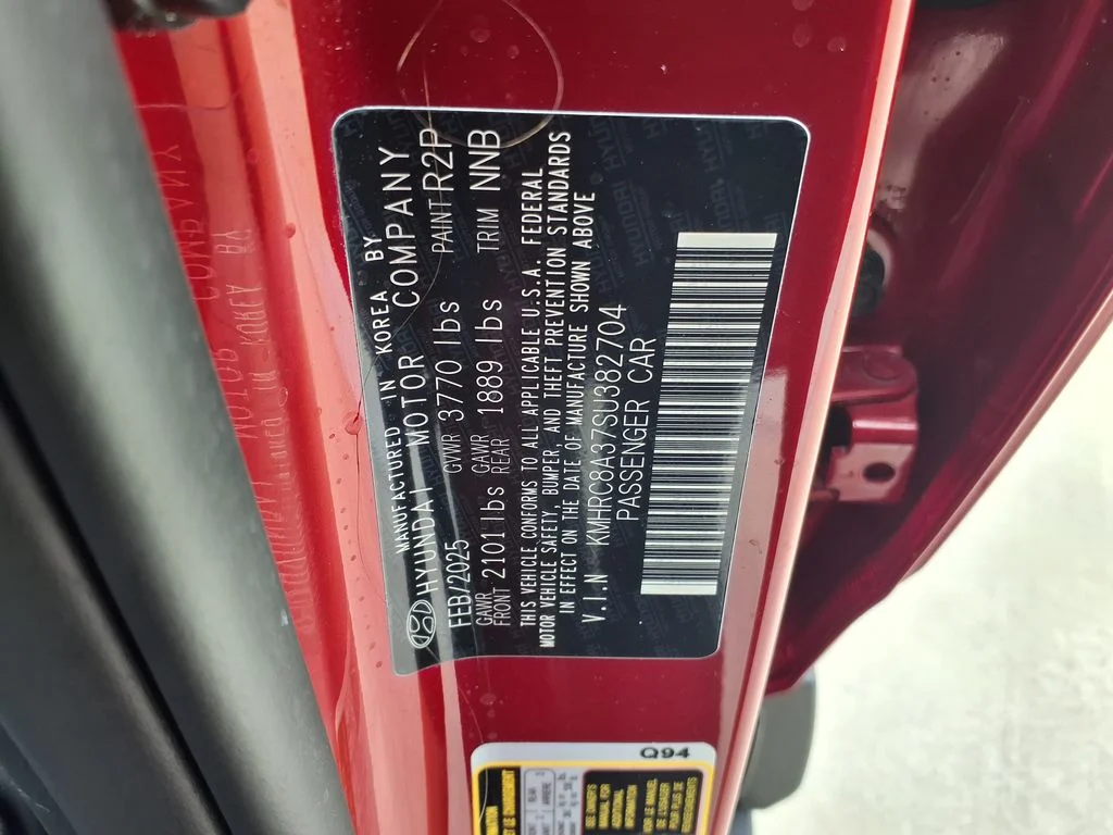 Used 2025 Red Hyundai Limited image 38