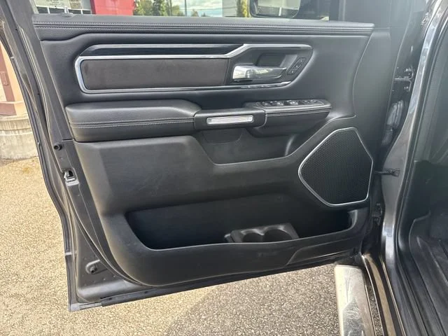 Used 2023 Granite Crystal Metallic Clearcoat Ram Laramie image 15