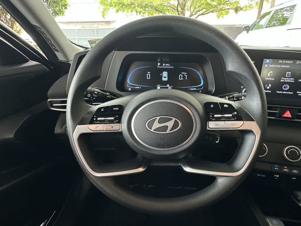 Used 2025 Ecotronic Gray Hyundai SE image 15