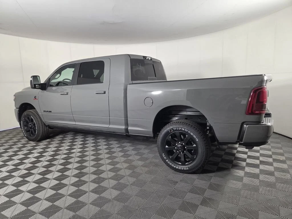 New 2026 Ceramic Gray Clear-Coat Exterior Paint RAM Laramie image 7