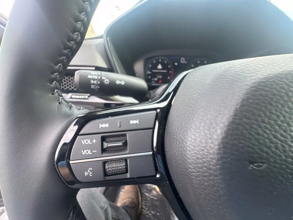 Used 2026 Blue Honda EX-L image 34