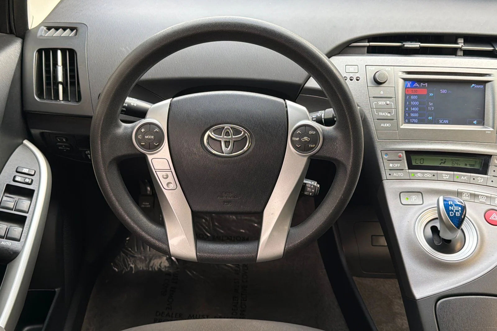 Used 2015 Red Toyota Two image 18