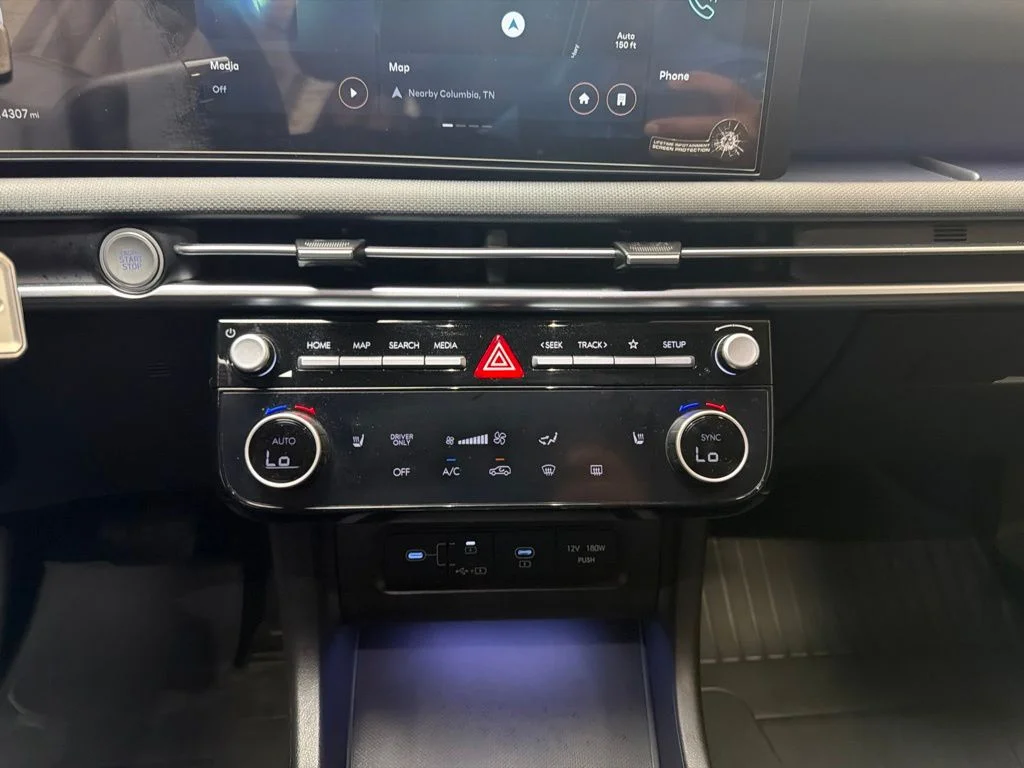 Used 2025 Shimmering Silver Hyundai SEL Convenience image 19