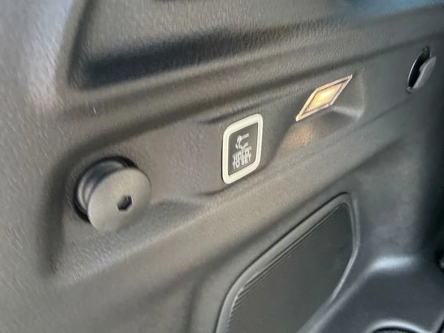 New 2026 Steel Blue Exterior Paint Jeep Limited image 29