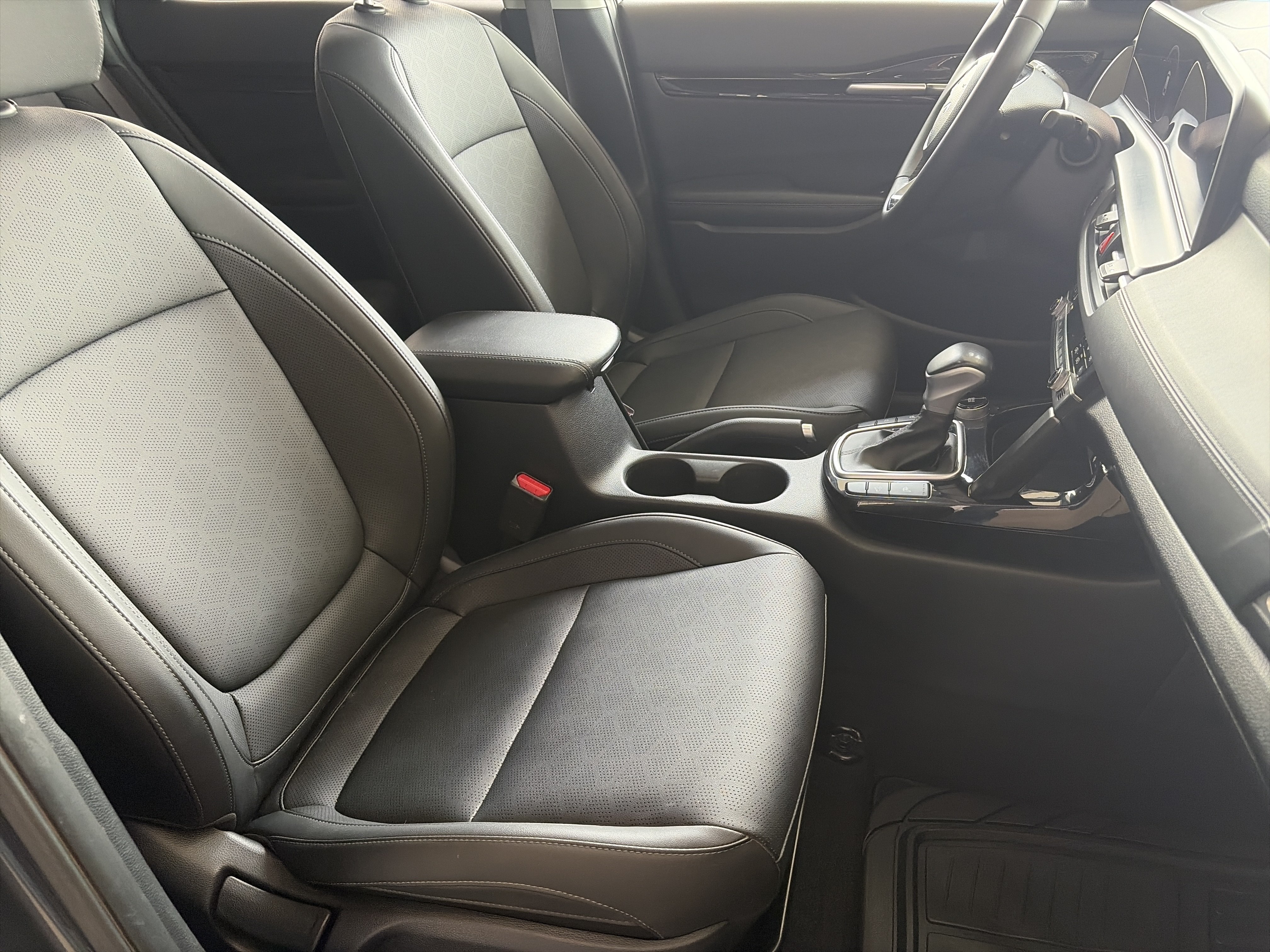Used 2024 Gray Kia EX image 10