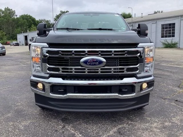 New 2026 Agate Black Metallic Ford F-350® XLT image 2
