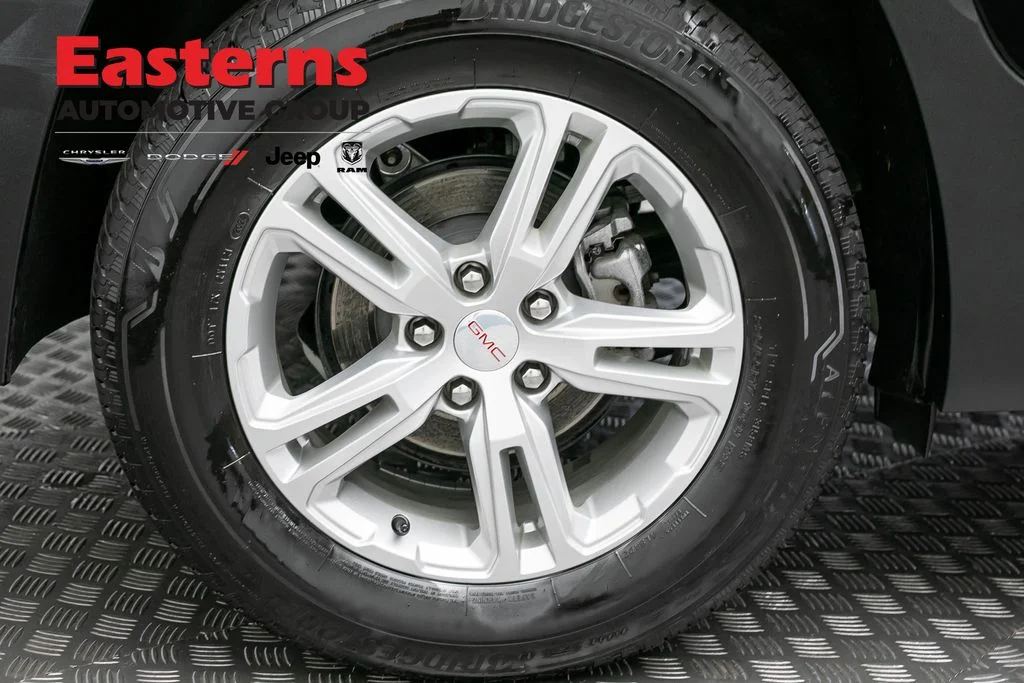 Used 2023 Black GMC SLE image 30