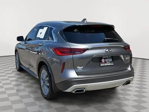Used 2022 Gray INFINITI ESSENTIAL image 5