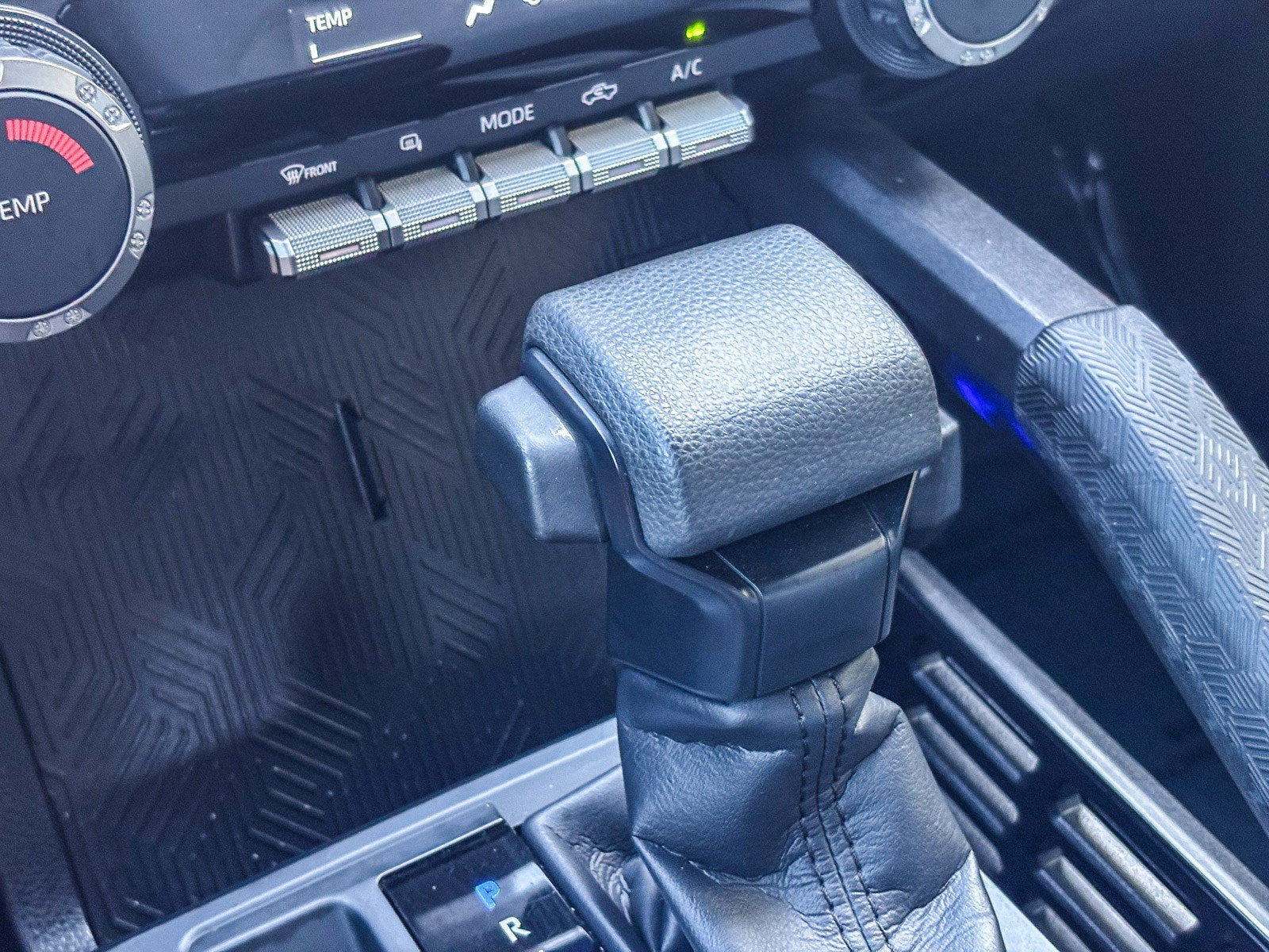 Used 2025 Underground Toyota SR5 image 25
