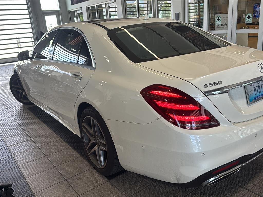 Used 2018 designo Diamond White Mercedes-Benz S 560 image 7