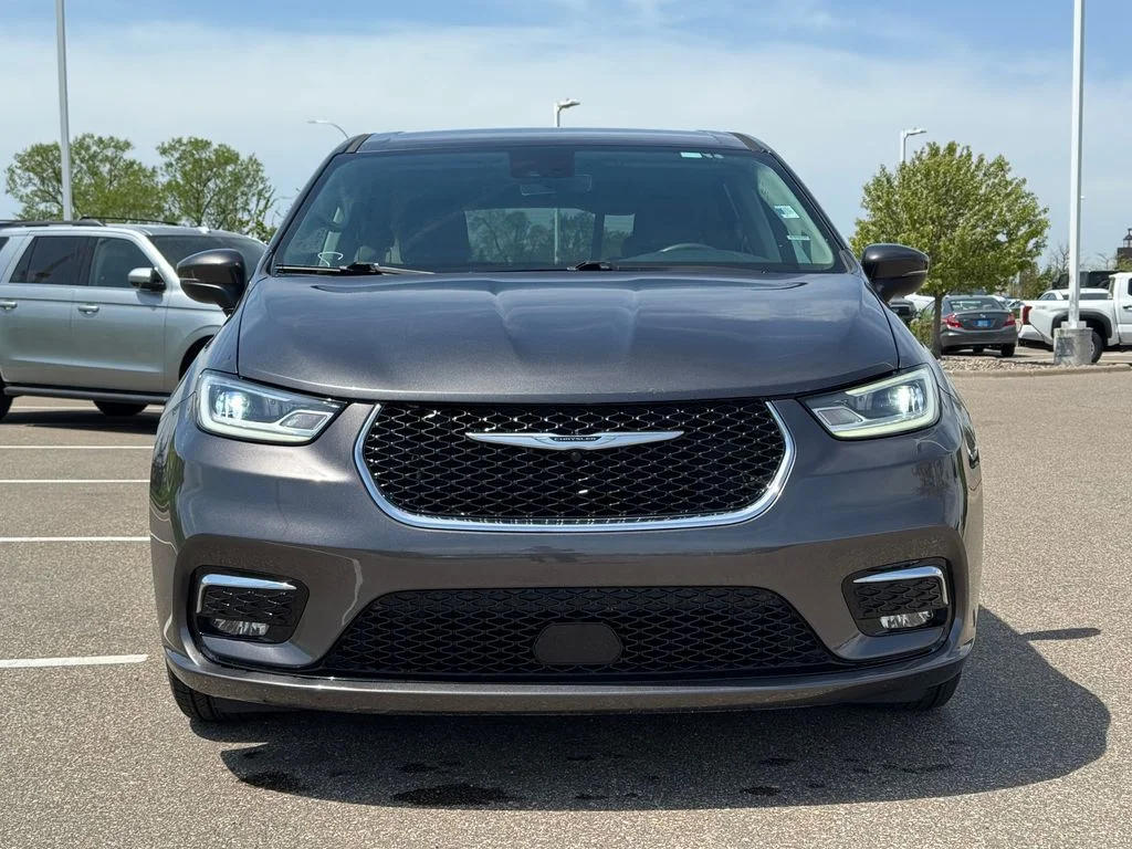 Used 2023 Chrysler Pacifica Touring L with VIN 2C4RC1BG7PR580989 for sale in Coon Rapids, Minnesota