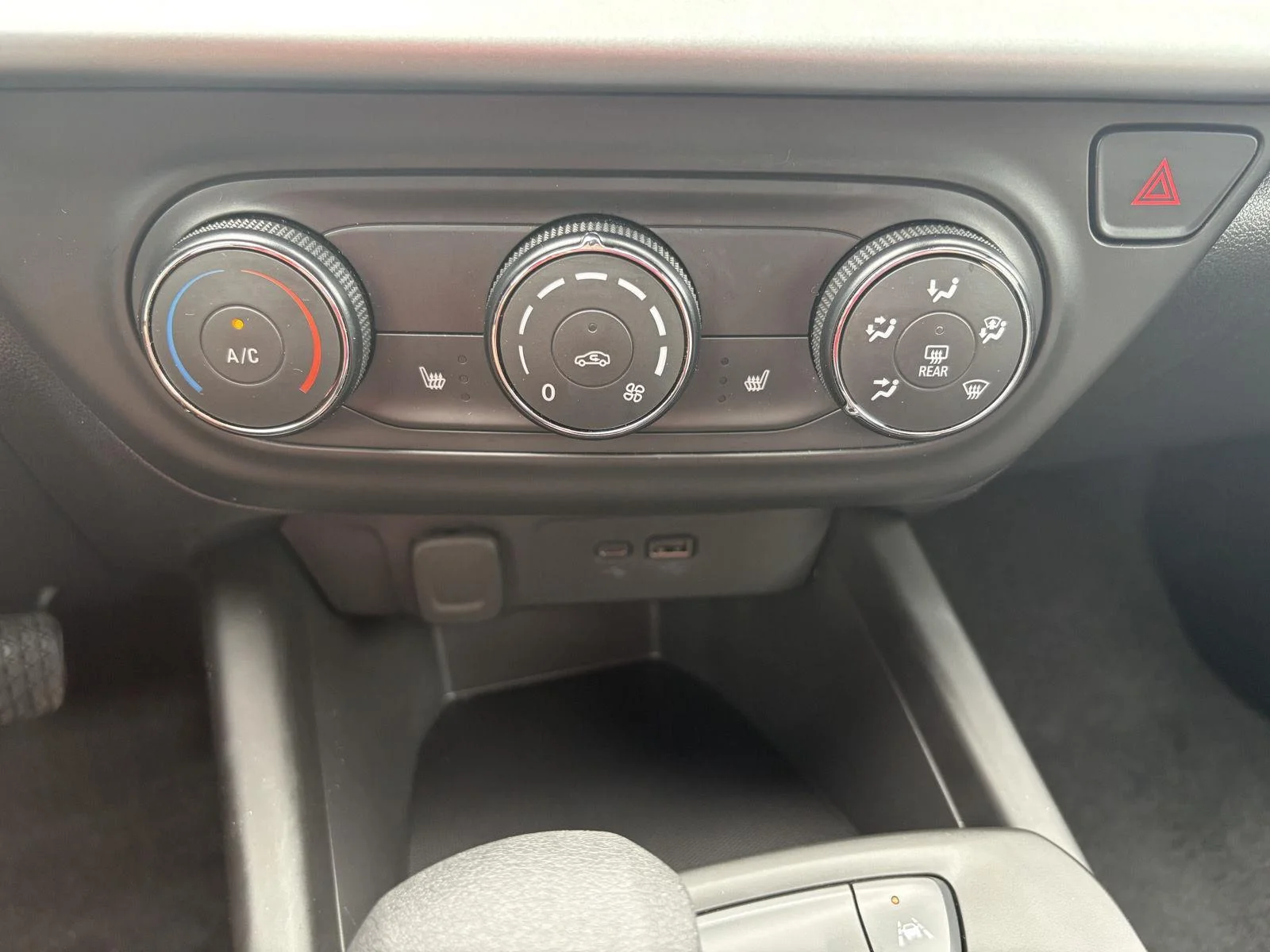 Used 2025 Sterling Gray Metallic Chevrolet 1RS image 25