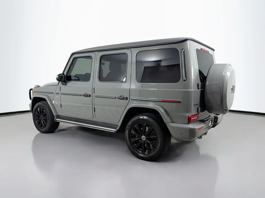 Used 2021 Gray Mercedes-Benz G 550 image 7
