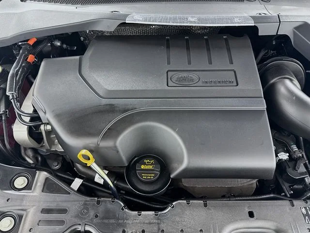 New 2026 Santorini Black Land Rover  image 32