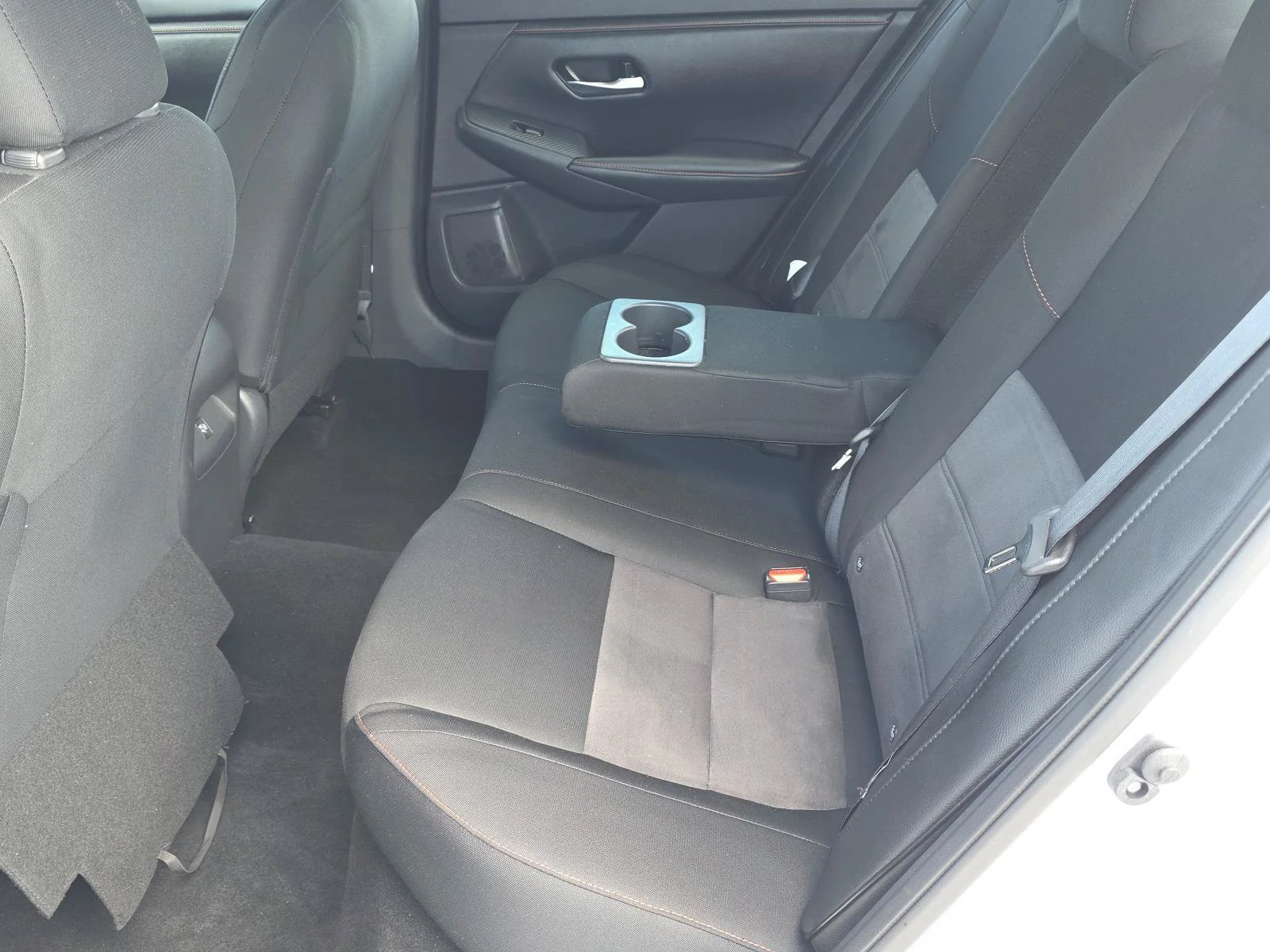 Used 2024 Aspen White Tricoat/Super Black Nissan SR image 19