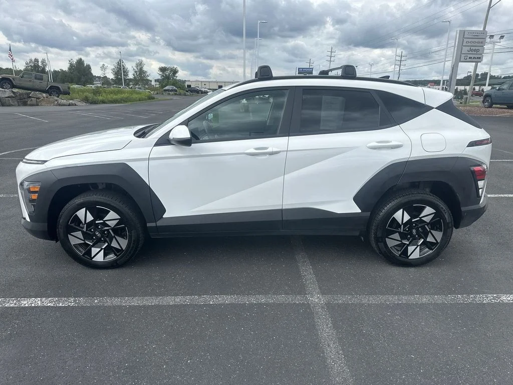 Certified Used 2024 White Hyundai SEL image 5