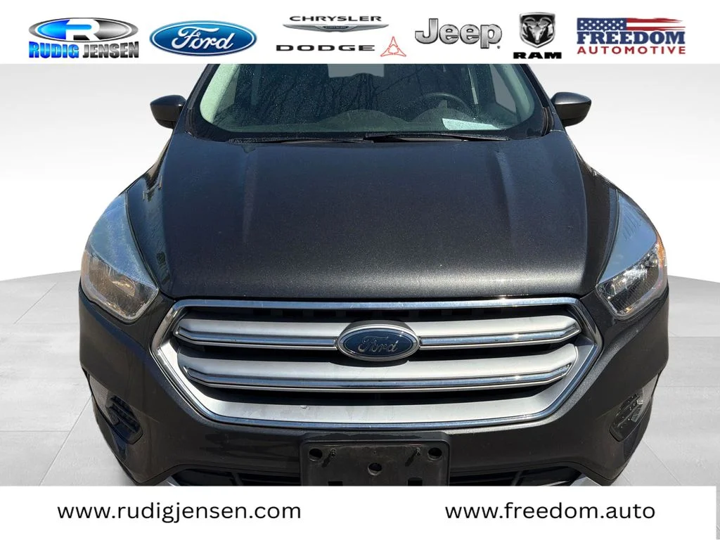 Used 2017 Gray Ford SE image 8