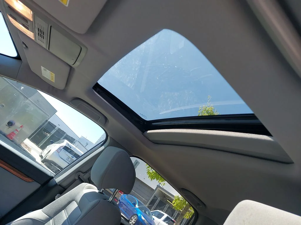 Used 2019  Honda EX image 28