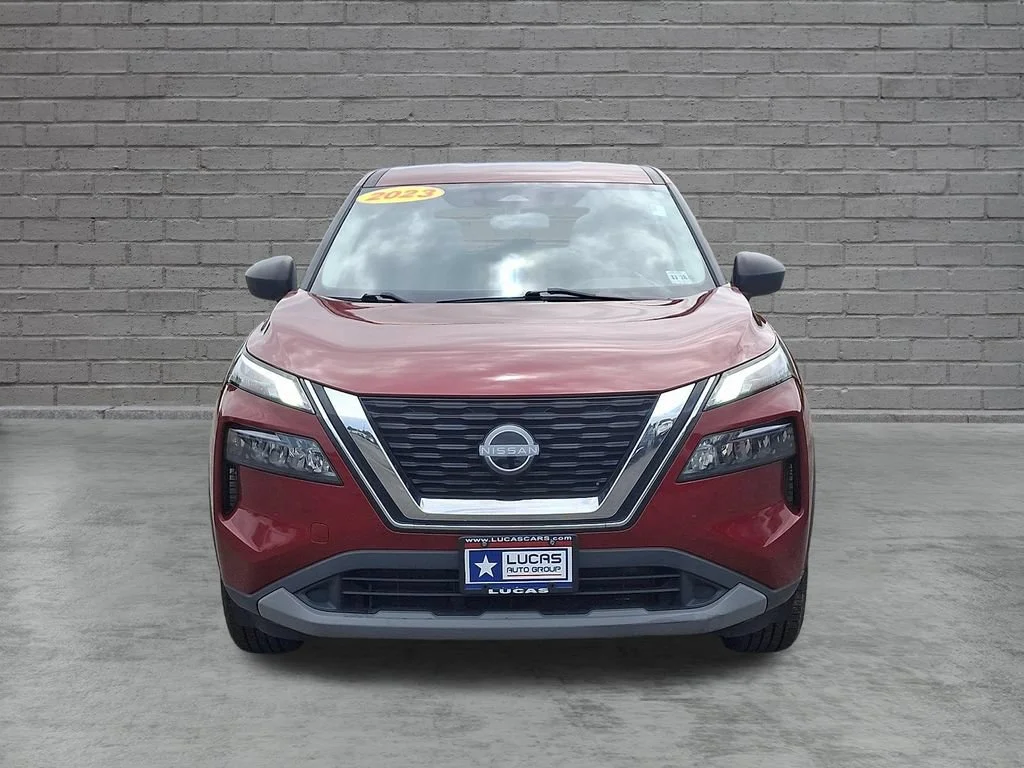 Used 2023 Scarlet Ember Tintcoat Nissan S image 4
