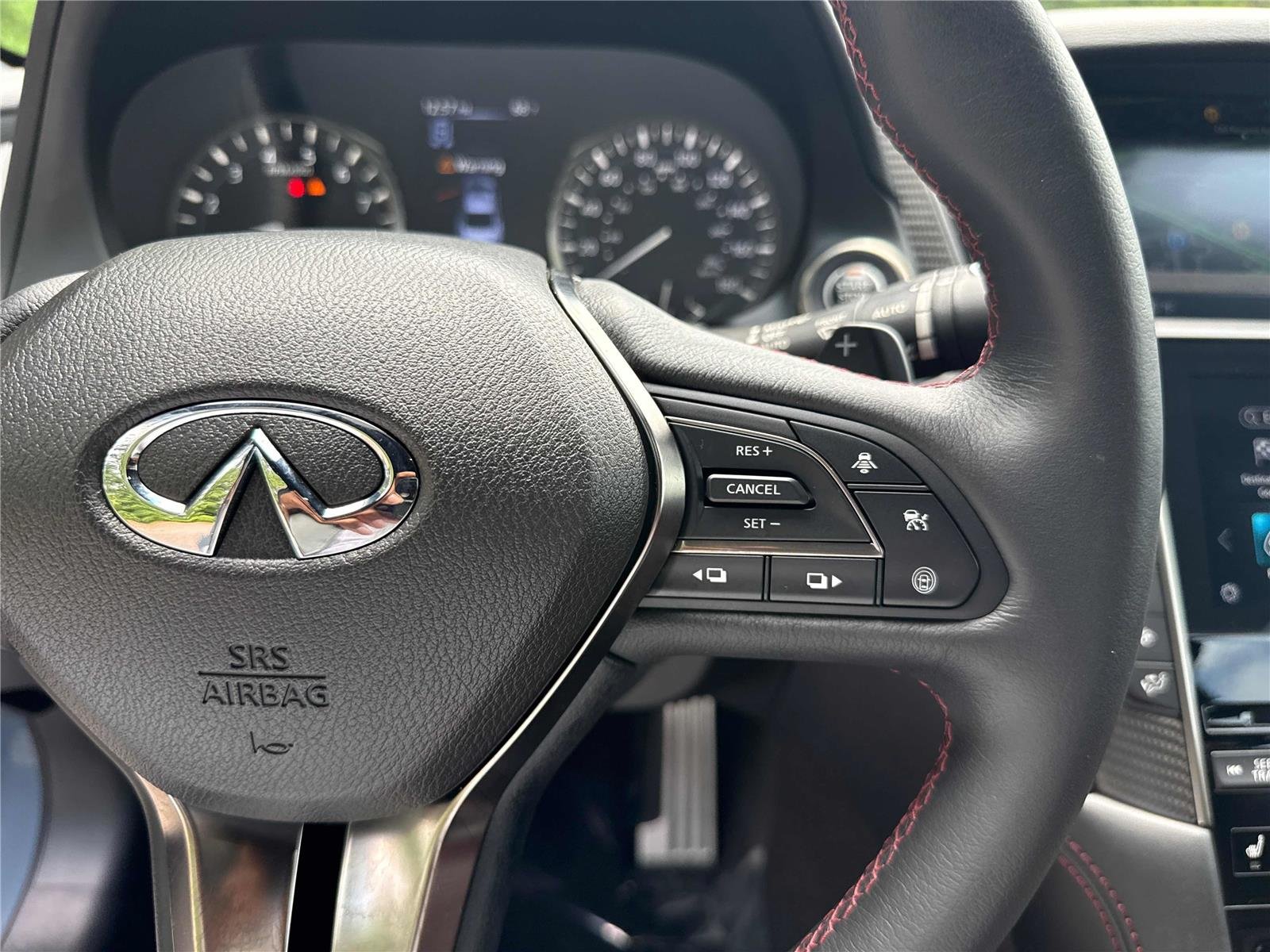 Used 2022 Slate Gray INFINITI RED SPORT 400 image 17