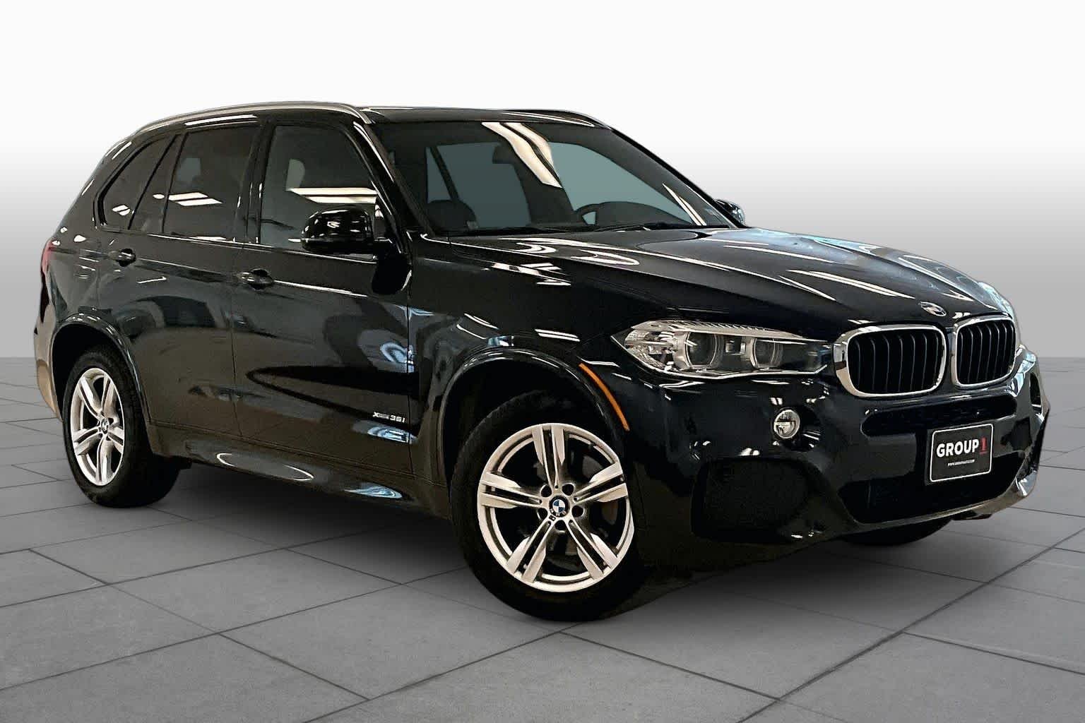 Used 2017 Black Sapphire Metallic BMW xDrive35i image 2