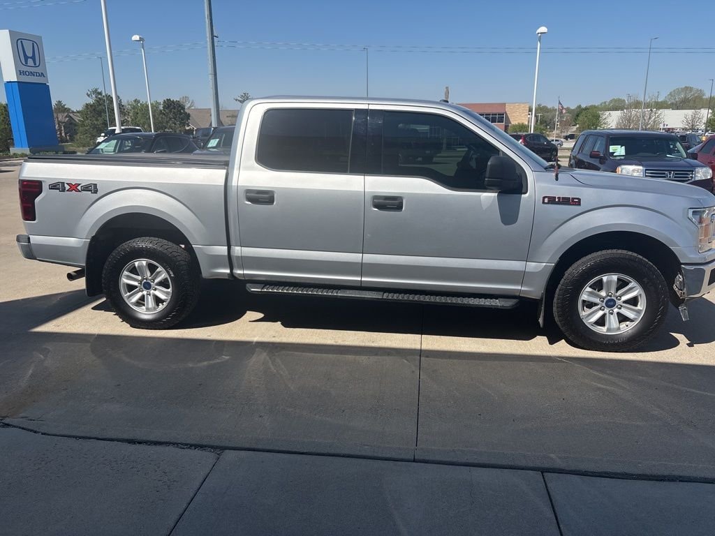 Used 2018 Silver Ford XLT image 4