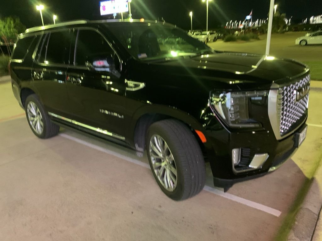 2022 GMC Yukon 4WD Denali's photo