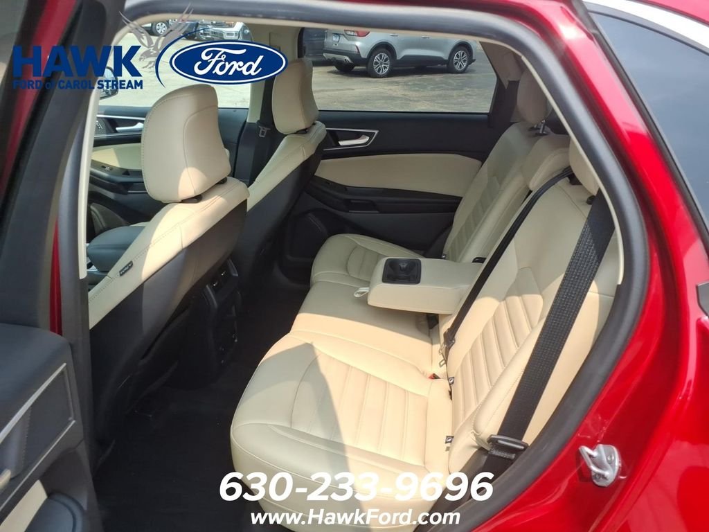 Used 2023 Red Ford SEL image 30