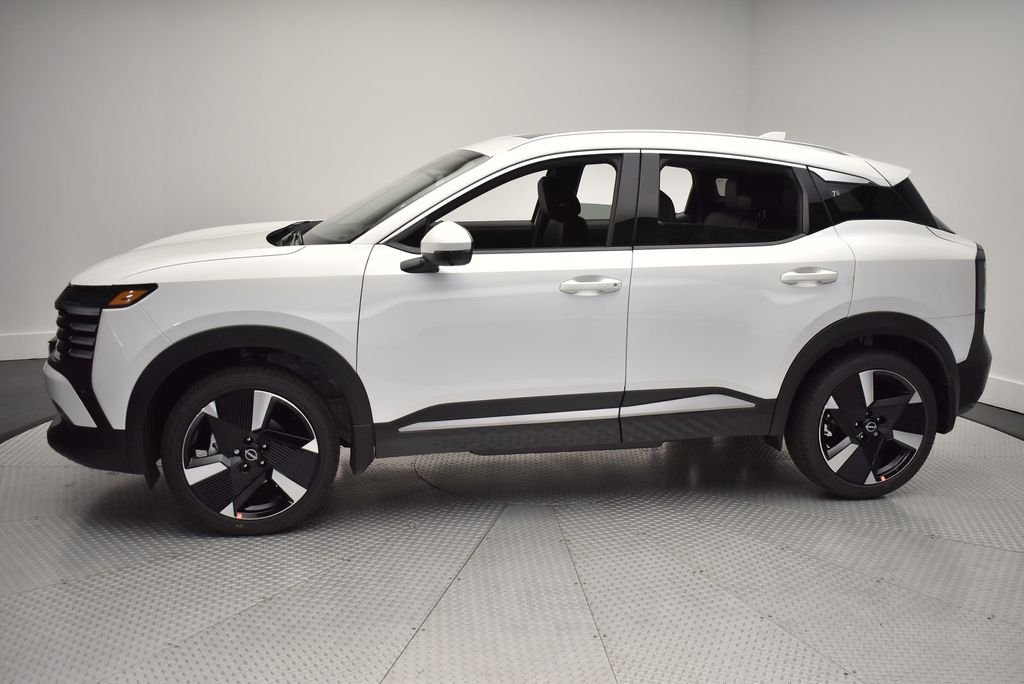 Certified Used 2025 White Nissan SR image 8