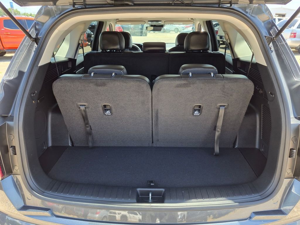 Used 2023 Gray Kia S image 25