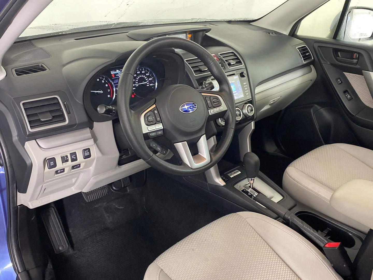 Used 2018 Quartz Blue Pearl Subaru Premium image 2