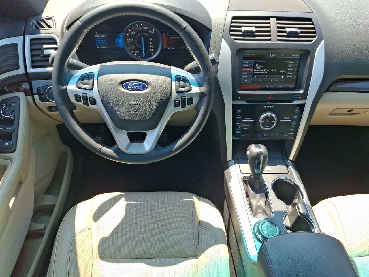 Used 2015 Bronze Fire Metallic Tinted Clearcoat Ford Limited image 27