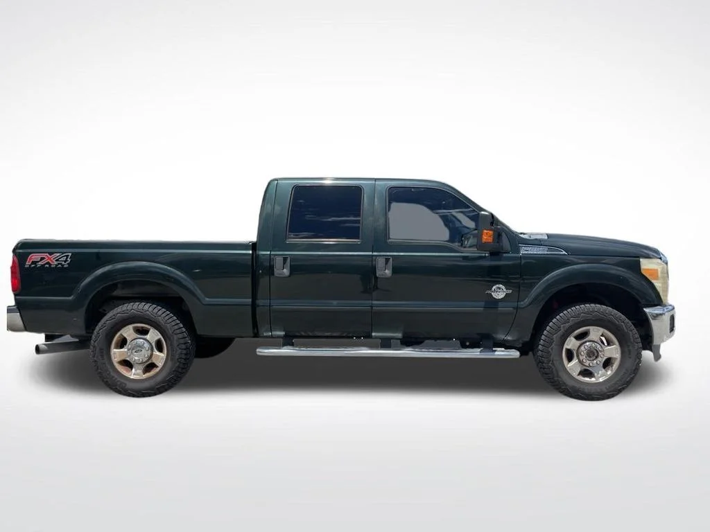 Used 2015 Green Ford XLT image 4