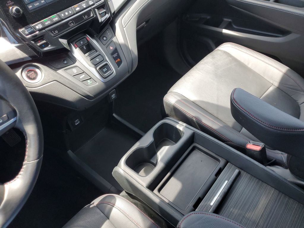Used 2023  Honda Sport image 32