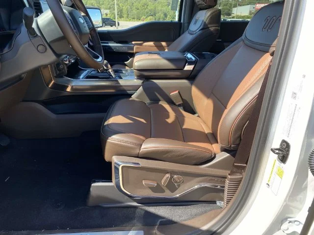 New 2026 Star White Metallic Tri-Coat Ford King Ranch image 12