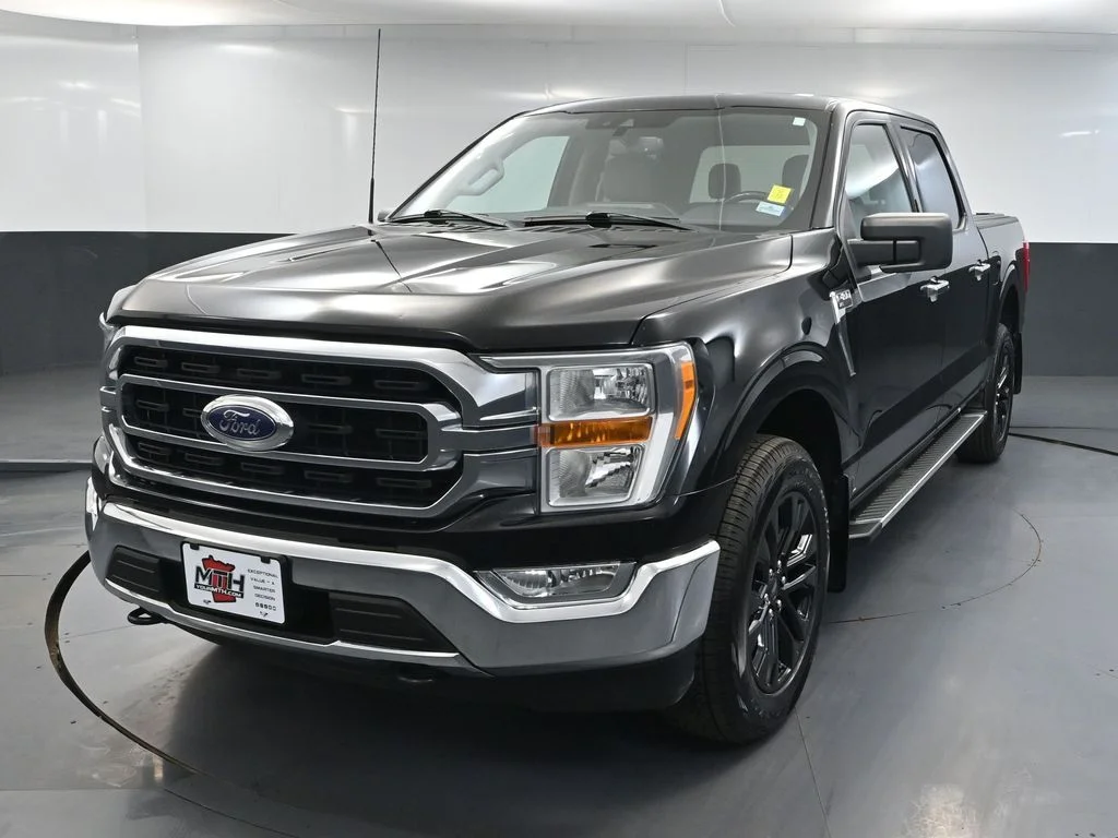 Used 2022 Black Ford XLT BRAND NEW WHEELS/TIRES image 9