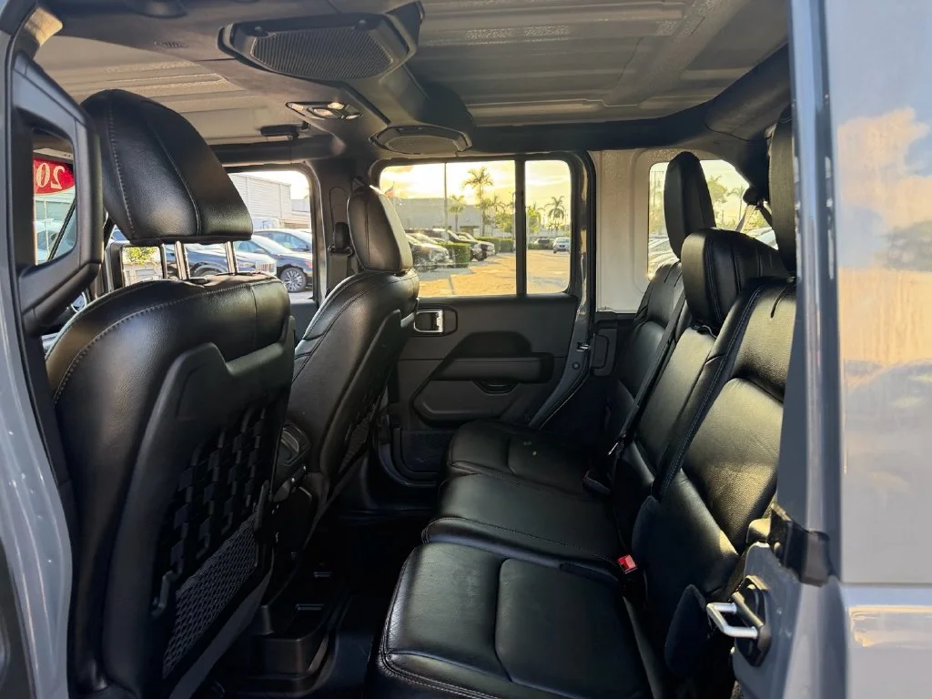 Used 2021 Gray Jeep Unlimited Rubicon 392 image 13